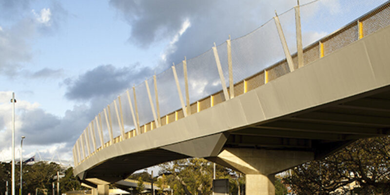 Fall Protection for Pedestrian Bridges with Irregular Design